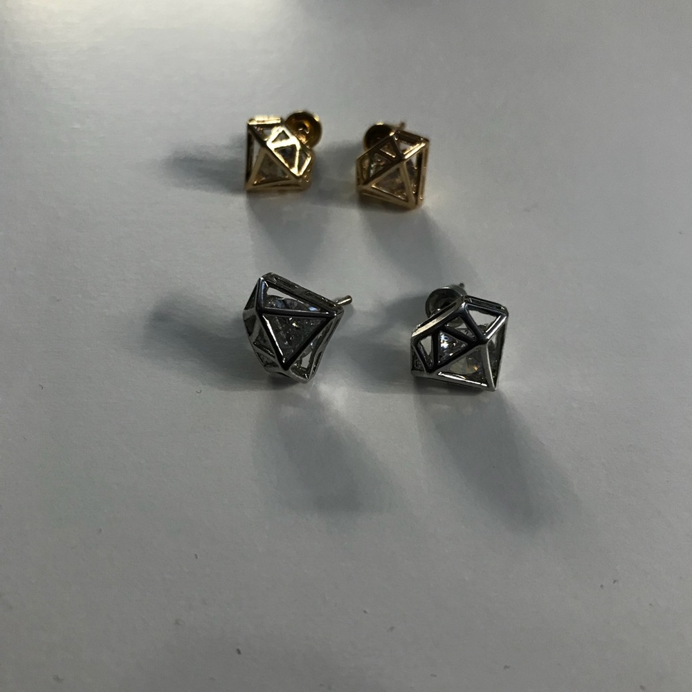 Diamonds, Bae